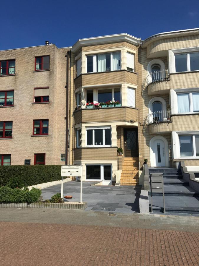 Sea-Cret, Een Sfeervol Appartement Aan Zee 布兰肯贝赫 外观 照片